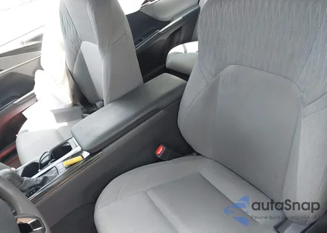 2025 Toyota Camry Le from USA, damaged, VIN 4T1DBADK4SU509576